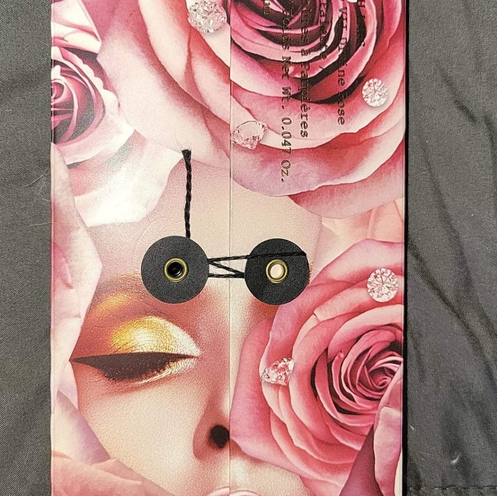 Pmg eyeshadow palette